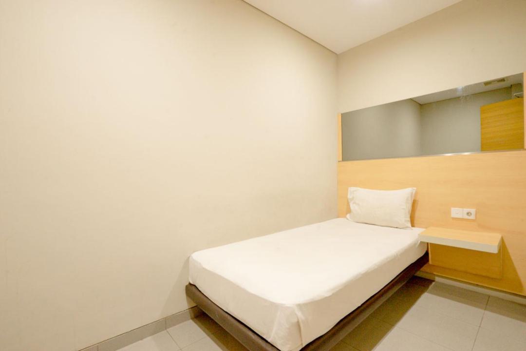Life Hotel Stasiun Kota Surabaya Phòng bức ảnh